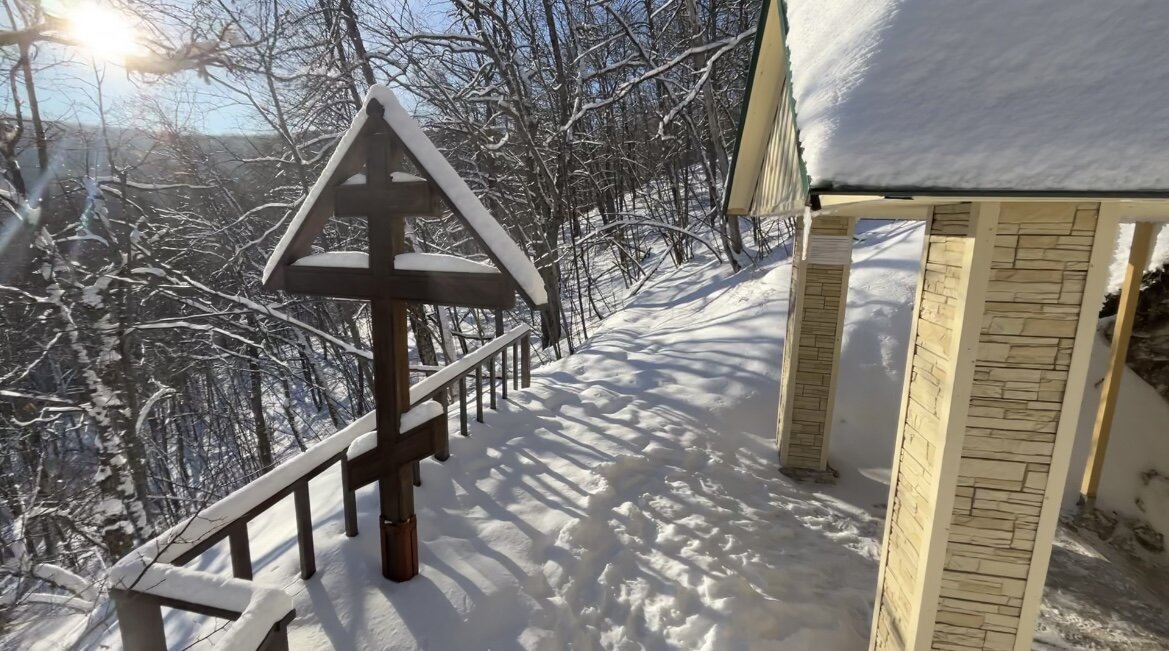 Подход к пещере Монаха.