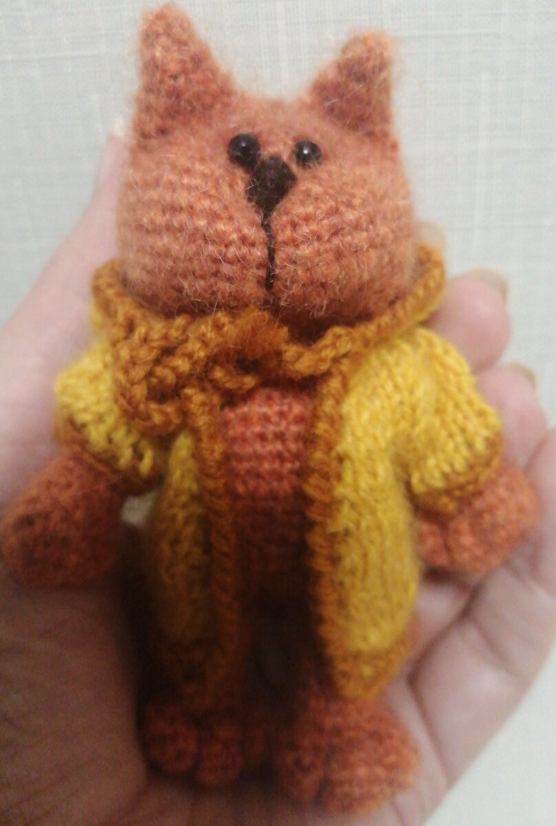 В пальтишке