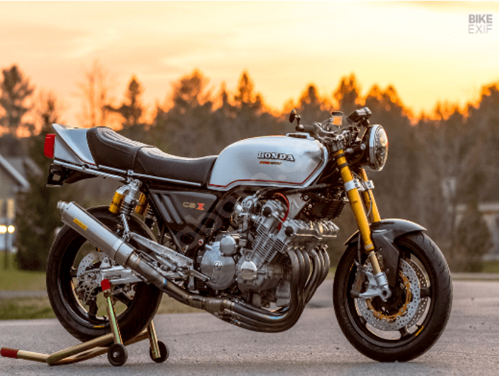 Шестицилиндровая Honda CBX 1000