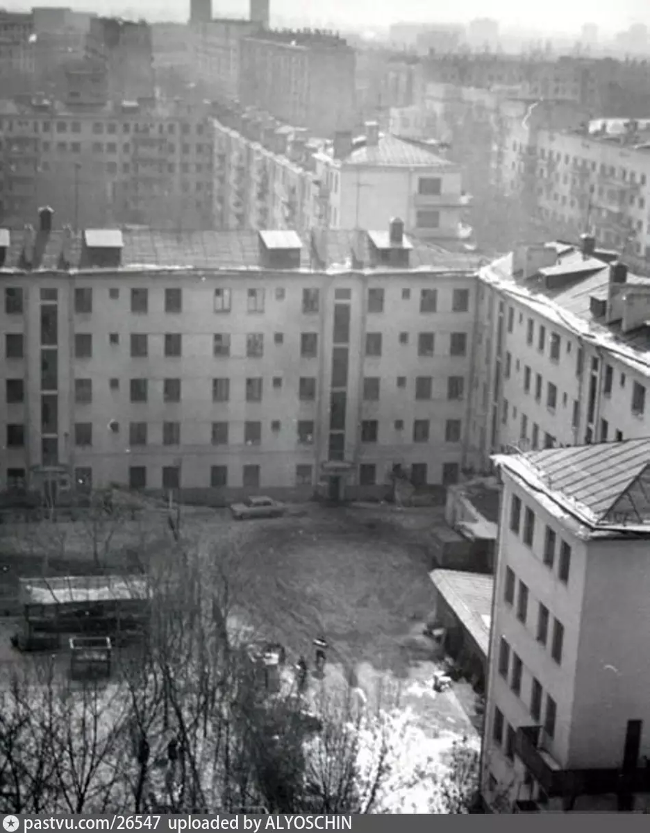 Московская 343. Лефортово СССР. Лефортово дворы. Двор СССР. Советские дворы в 1970