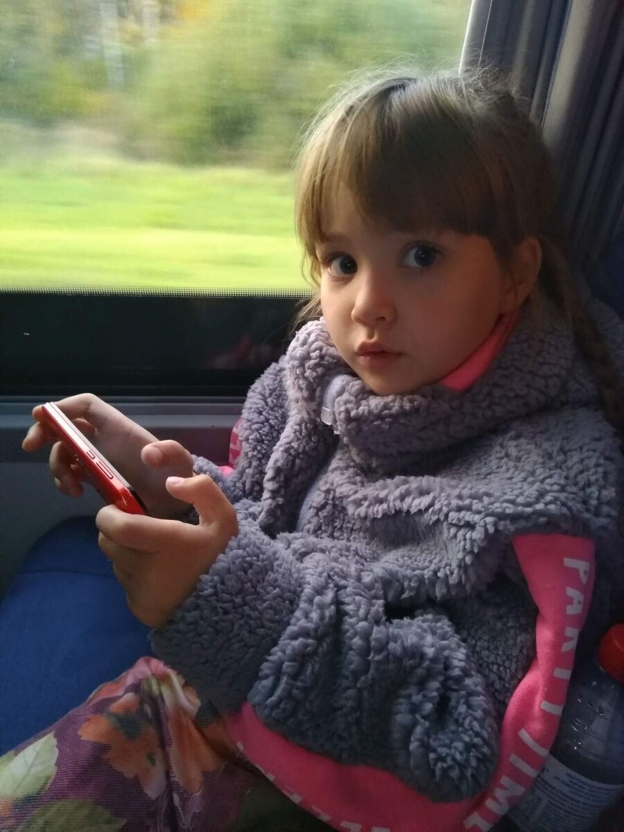 Как раньше дети в дороге без телефона ездили?