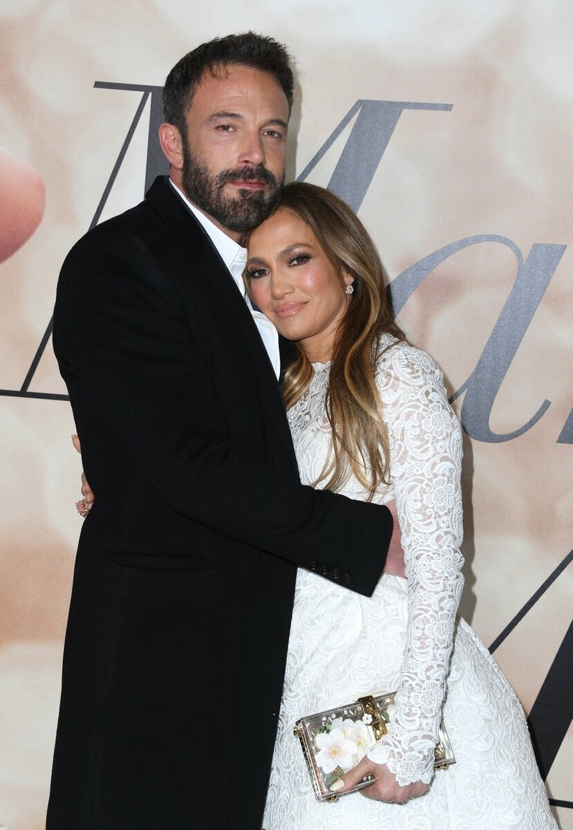 Jennifer Lopez Wedding Dress Ben Affleck