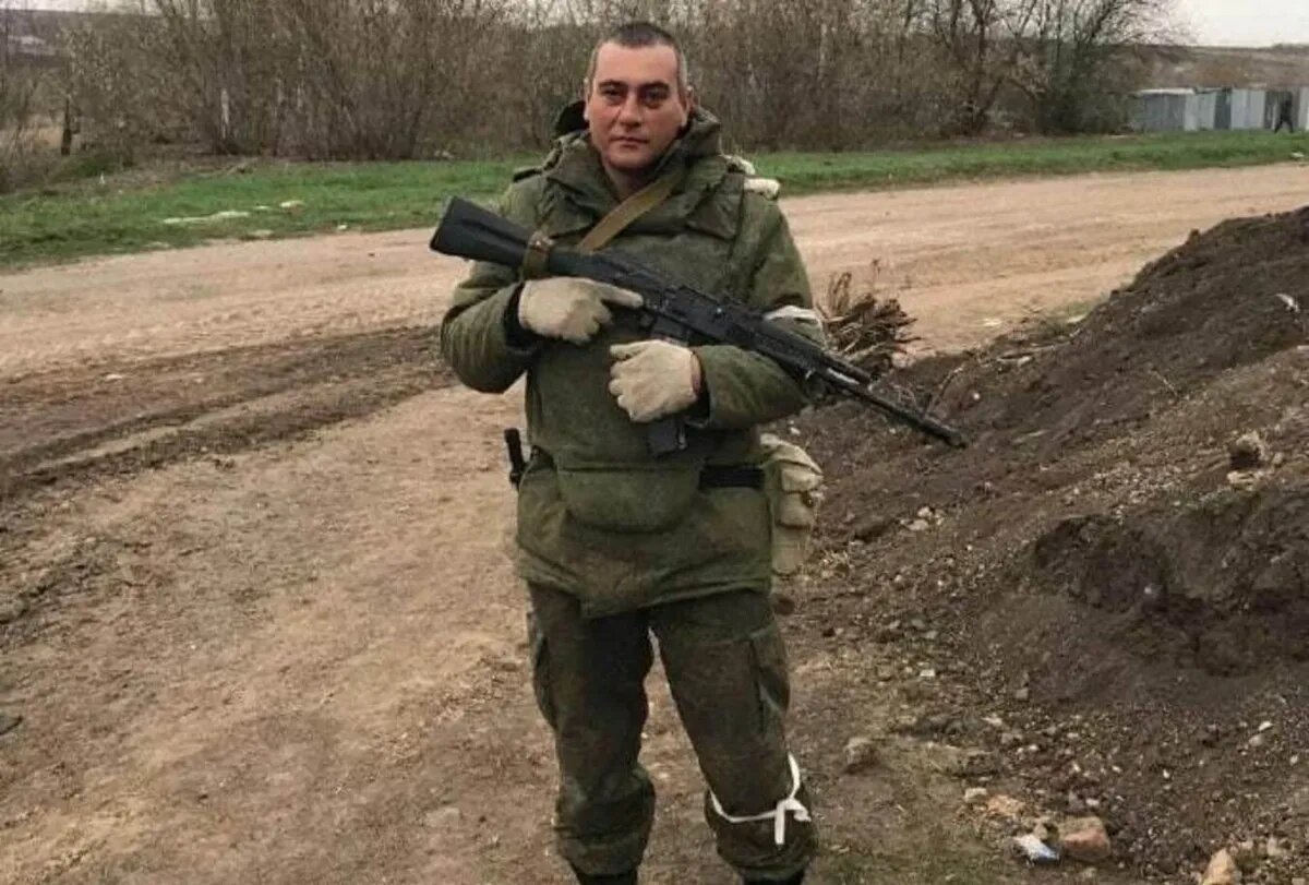 Рустам Худайнуров, солдат, отбросивший от себя гранаты. Фото: KP.RU | Telegram