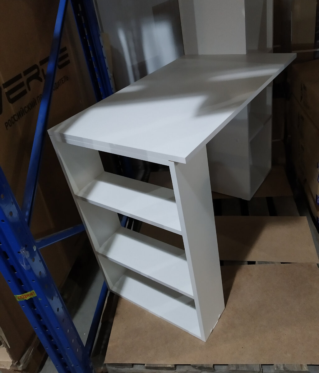 Стол компьютерный с боковыми полками для хранения Белый 1134*493*1026, цена: 1.884р.10к.