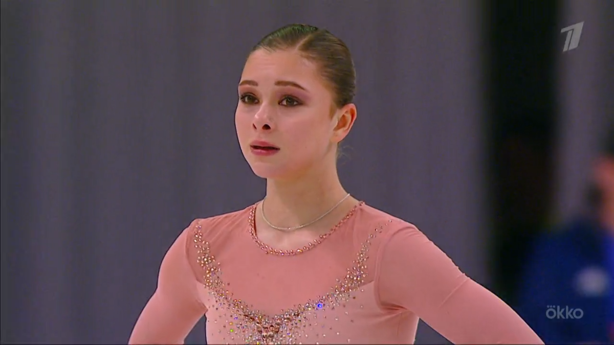 Софья Самоделкина не смогла проявить себя на чемпионате России в Красноярске. Фото: стоп-кадр эфира "Первого канала".