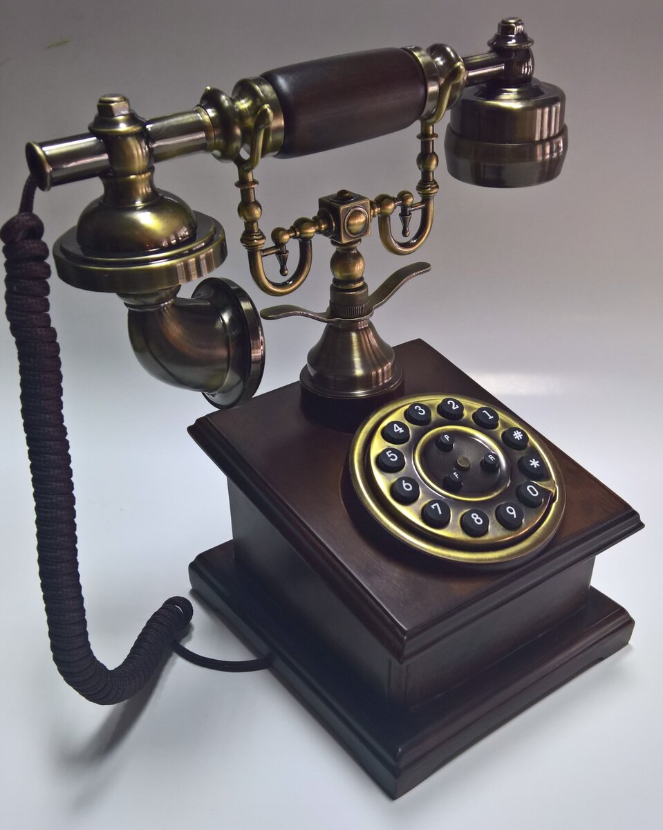 Смартфоны помогают нам компенсировать наши недостатки, заполнить пробелы в знаниях, предоставить новую, более полную информацию, сохранить необходимые документы и многое-многое другое.