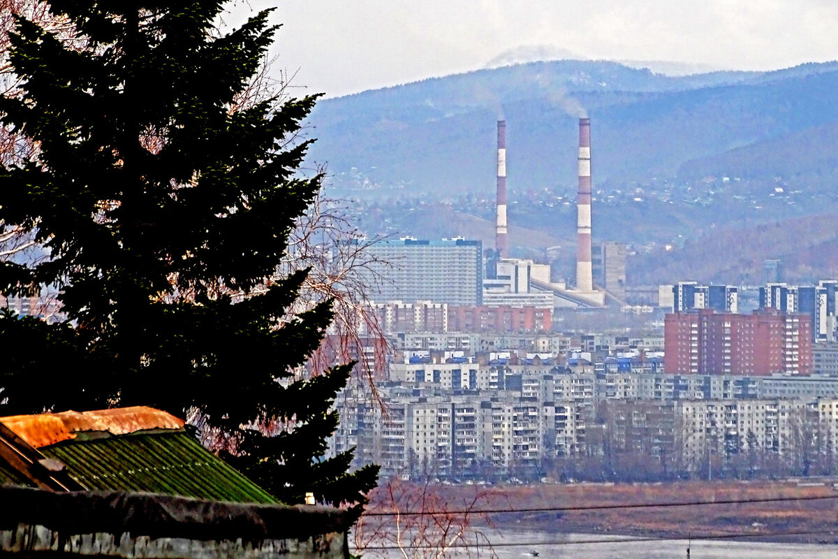     Теплоэнергетики жалуются, что все дорожает, поэтому они поднимают тарифы для населения