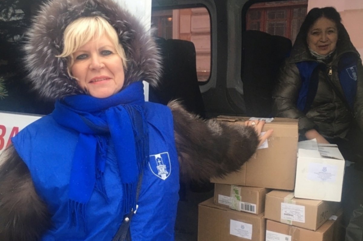    В Твери сотрудники университета вручили подарки раненным в ходе СВО бойцам