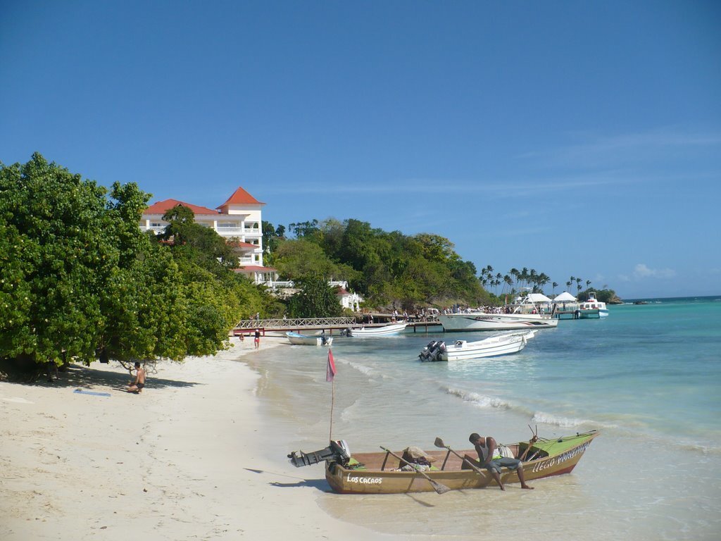 Фотогалерея острова Левонтадо