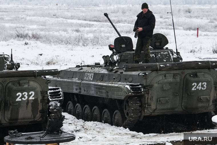    В районе Соледара все еще есть логистика, отметил военкор