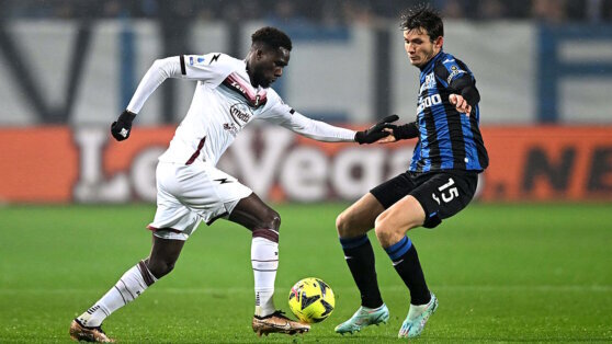    "Аталанта" разгромила "Салернитану" в матче чемпионата Италии по футболу Дарья Смирнова