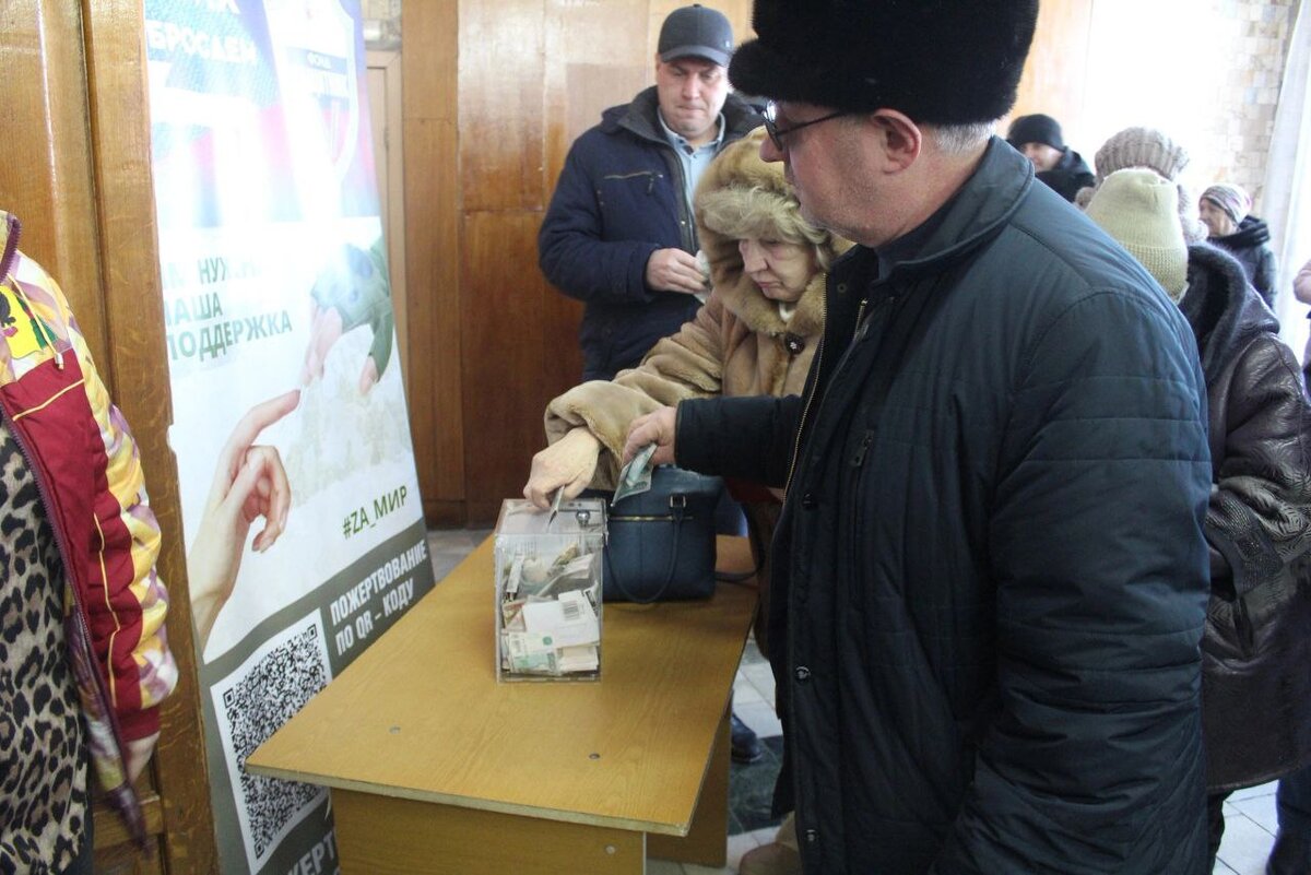    Жители Тюльганского района на благотворительном концерте собрали почти 120 тыс. рублей Белов Михаил Александрович