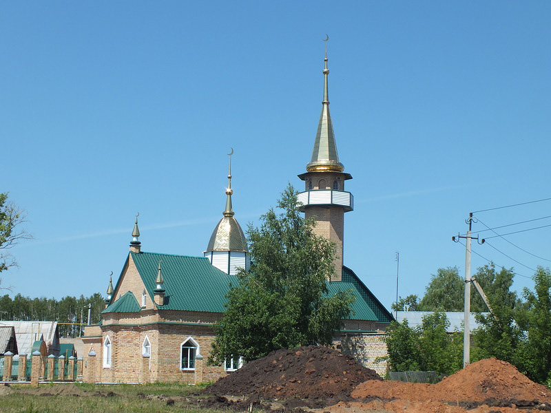 Погода аксаково самарская область шенталинский. Мечеть Шентала. Шентала станция мечеть. Четырла Шенталинский район. Исаклы Самарская область мечеть.