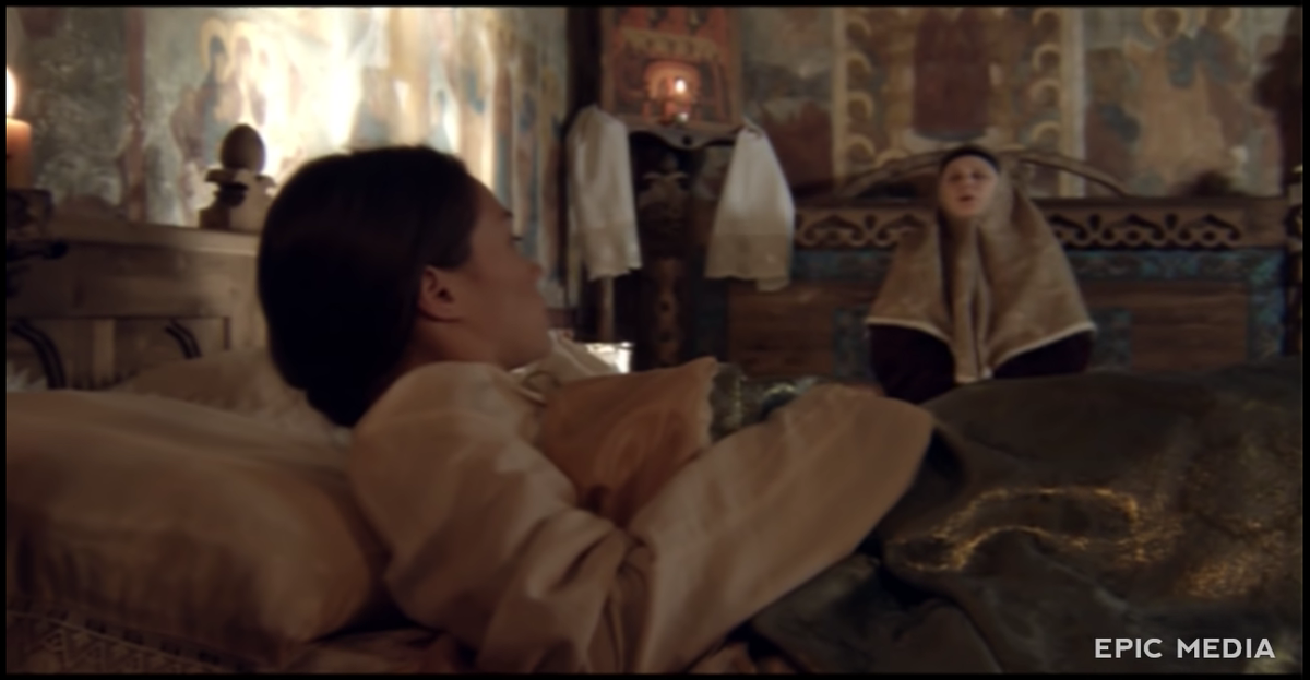 Ленка во дворце