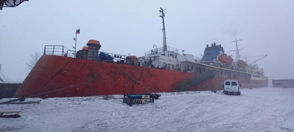     Сейчас паром стоит в порту Ванино  Восточное МСУТ СК РФ