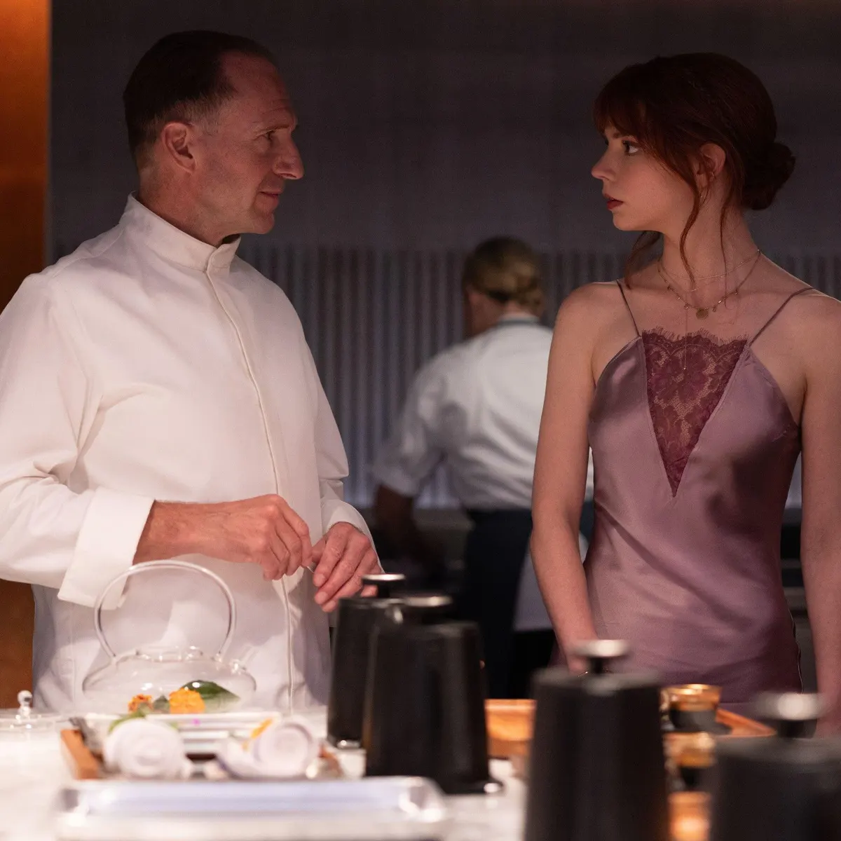 Меню - The Menu (Searchlight Pictures) КП: 6.9 | IMDb: 7.3 | 89% / 76%