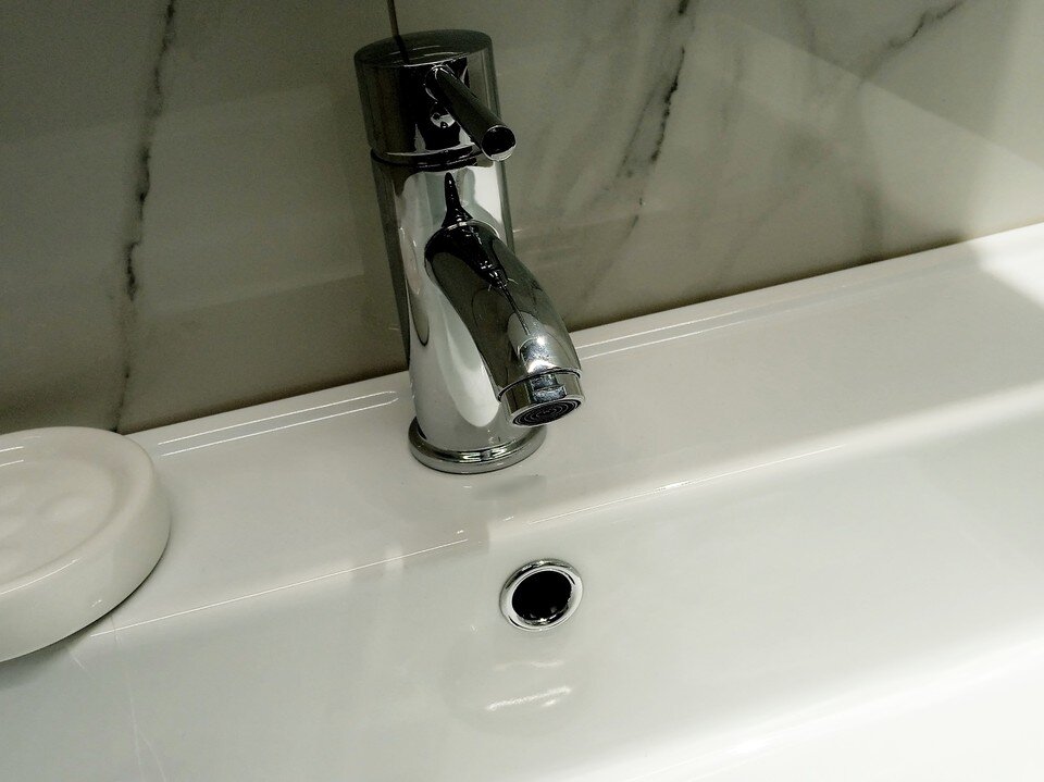     В Липецке вновь отключат холодную воду Юлия КЛЮЕВА