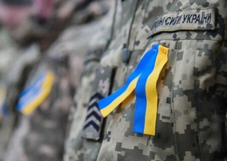    Украинцы бегут из страны, а оставшиеся пытаются противостоять насильственной мобилизации