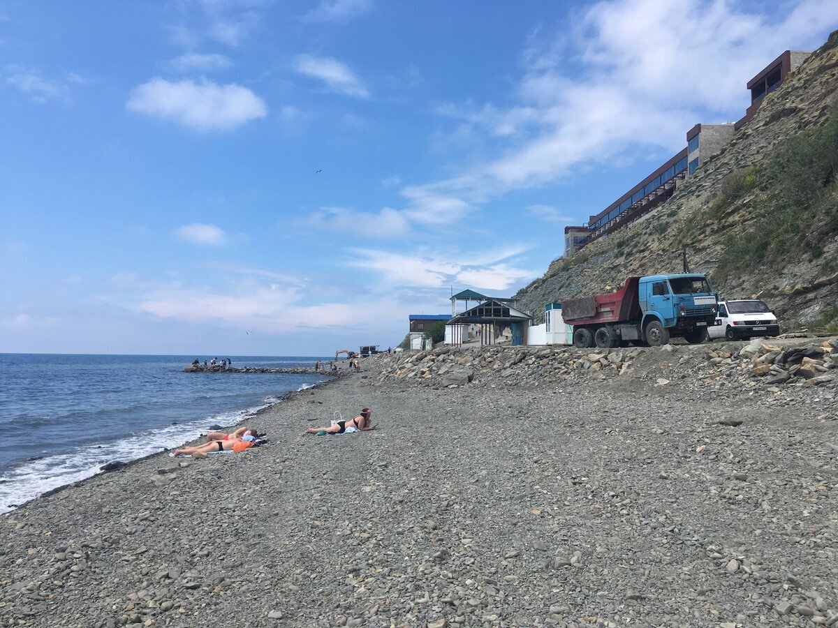 пляж на высоком берегу в анапе