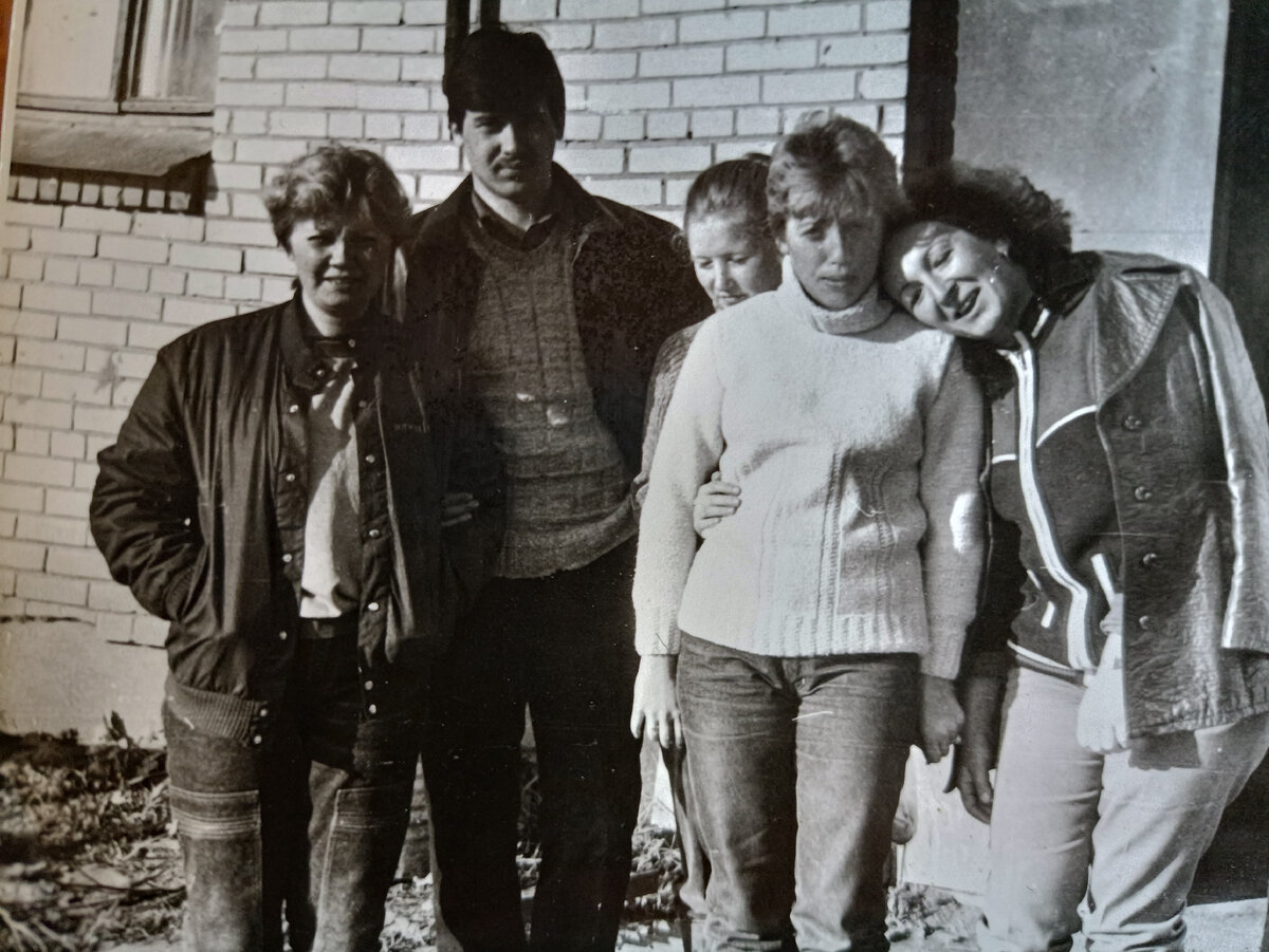 Как раз возле этого дома