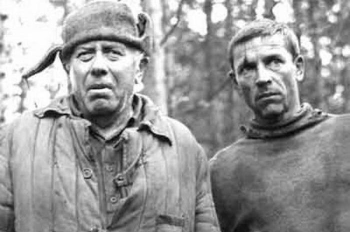 Анатолий Папанов и Валерий Приемыхов в фильме "Холодное лето 53-го", 1987
