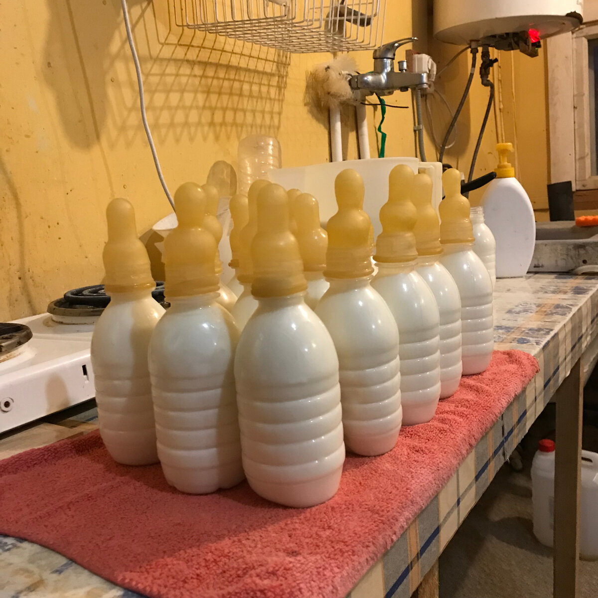 Такие бутылочки и сосочки