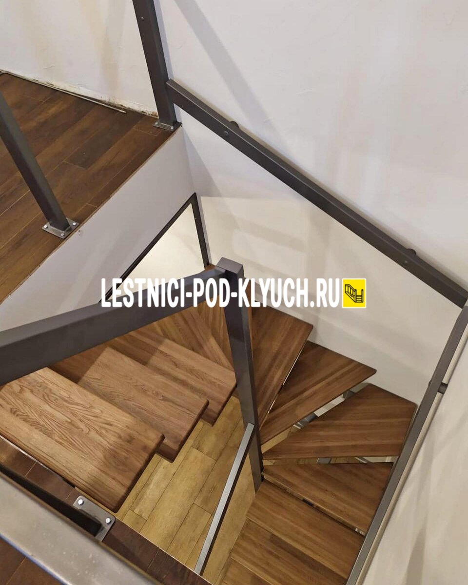 Принимаем звонки: пн-вс с 8:00 до 21:00 (+7 499 490-72-90). Электронная почта: info@lestnici-pod-klyuch.ru 