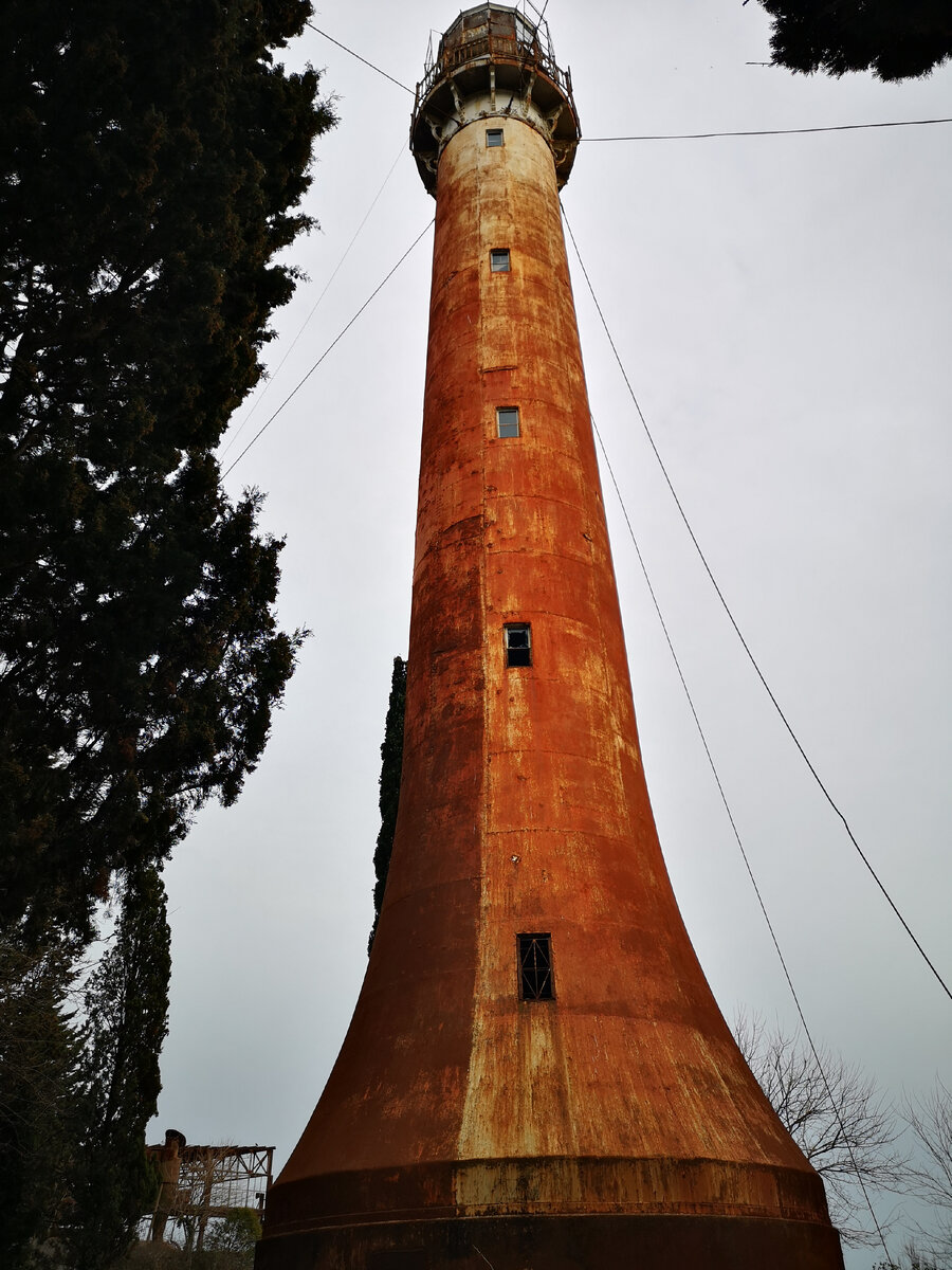 Сухумский маяк