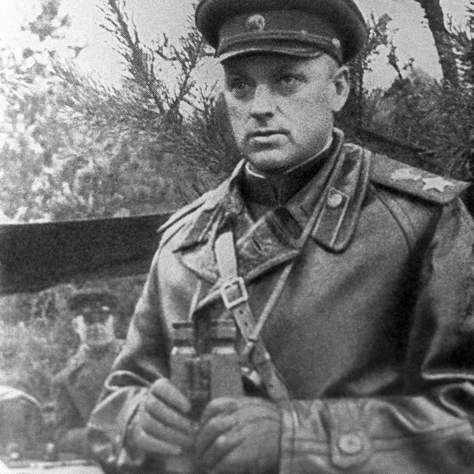 Рокоссовский маршал польши. Портрет маршала рокоссовского. Р рокоссовский. Ксаверий юзеф рокоссовский. Р рокоссовский.