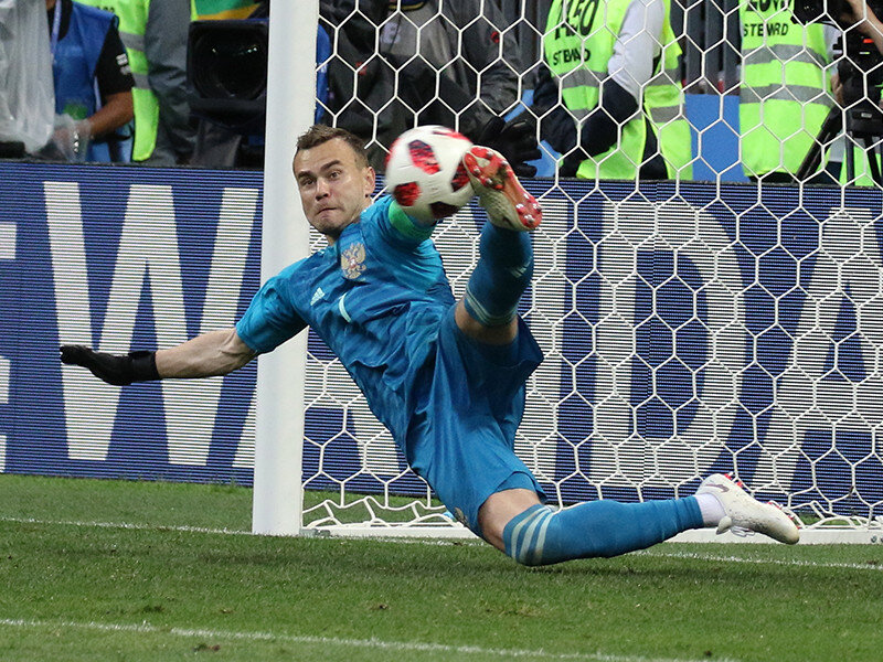 Сейв Акинфеева ногой в серии пенальти против Испании на Чемпионате Мира