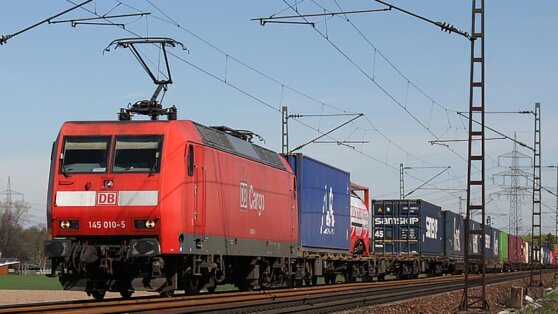    СМИ: Deutsche Bahn больше не доставляет гуманитарную помощь на Украину бесплатно Дарья Смирнова