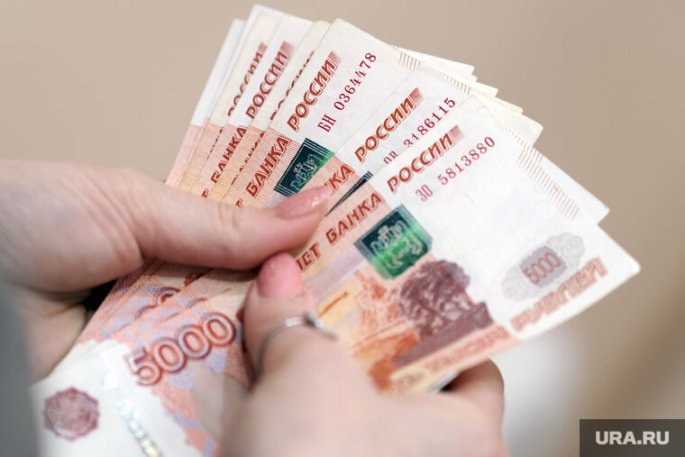    Пособие для вдов или вдовцов обладателей почетного звания вырастет до 20 тысяч рублей в месяц