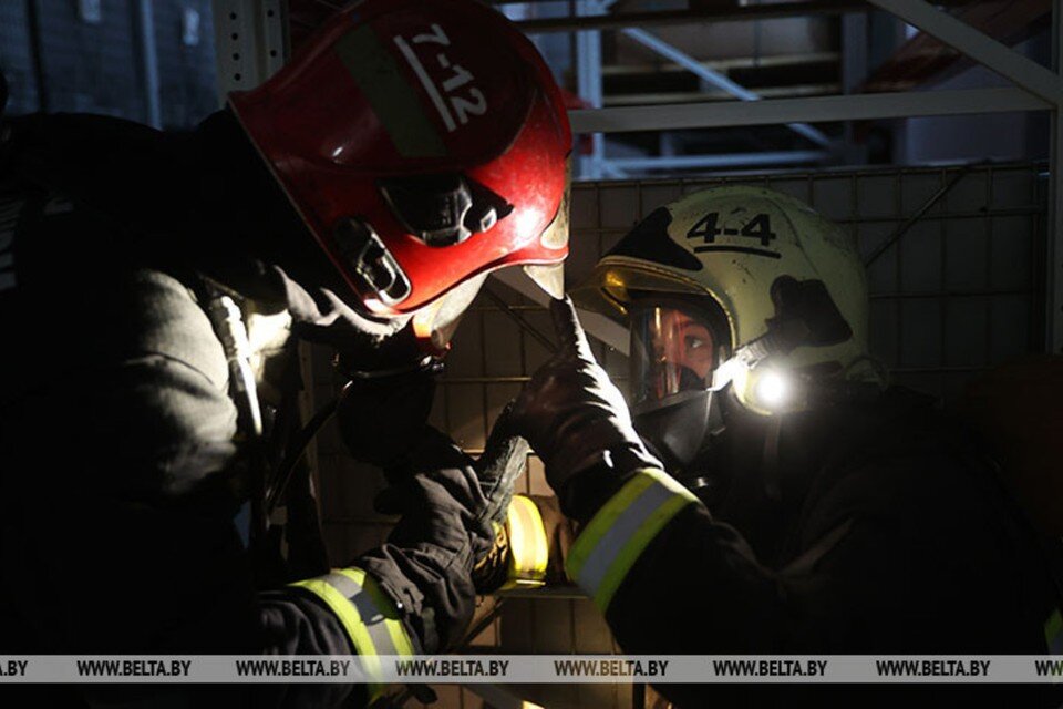     60-летний машинист упал с лестницы в машинный зал канализационно-наносной станции в Круглом. Снимок носит иллюстративный характер. Фото: БелТА