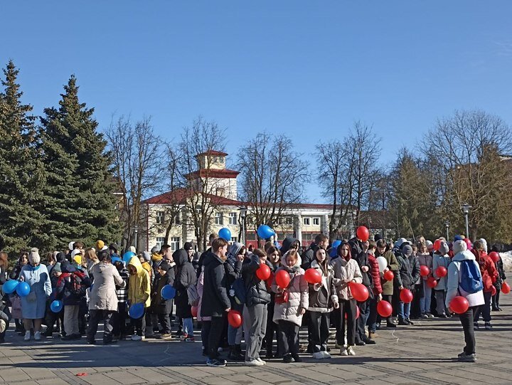     Акция прошла при поддержке Ресурсного центра добровольчества