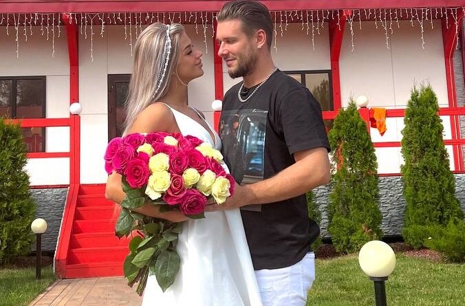 Евгений и Настя Ромашовы (фото из Telegram)