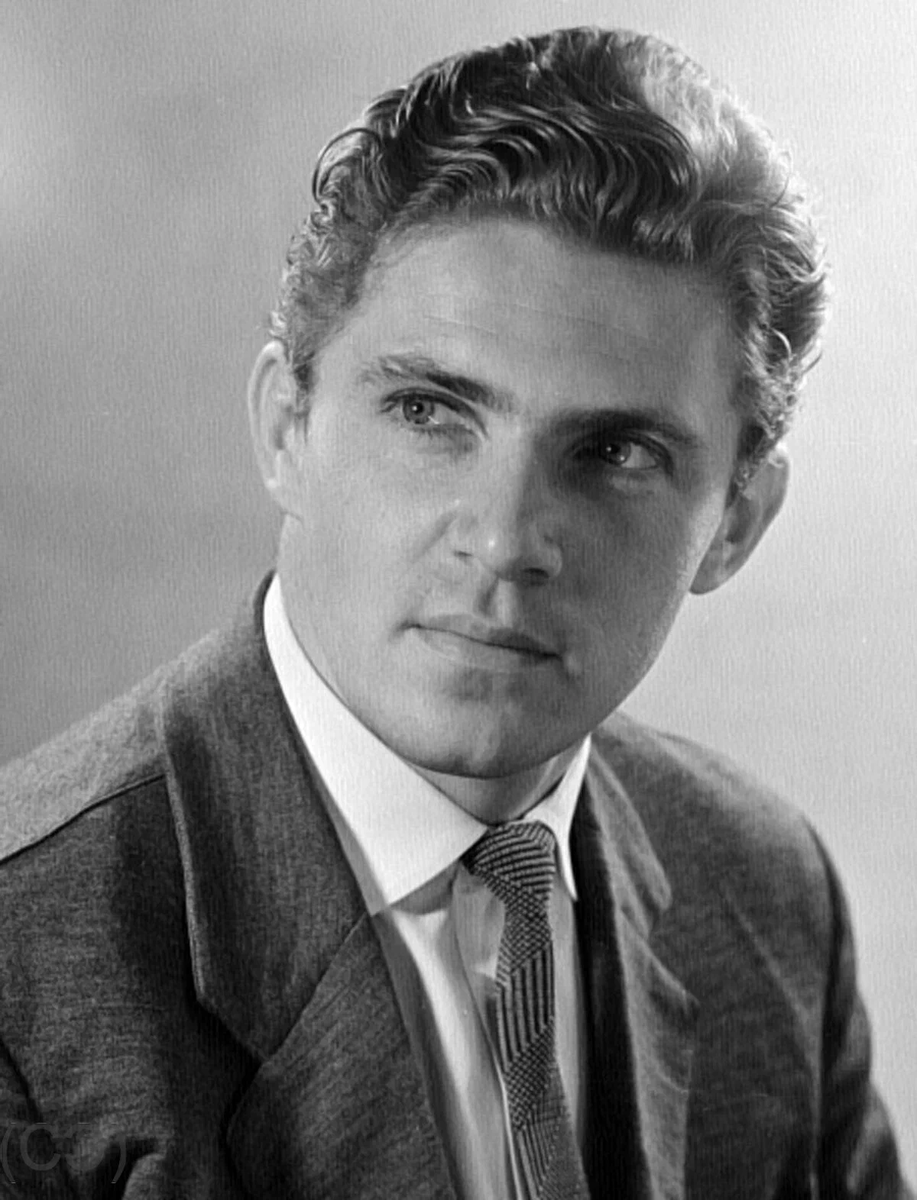 Владимир Гусев