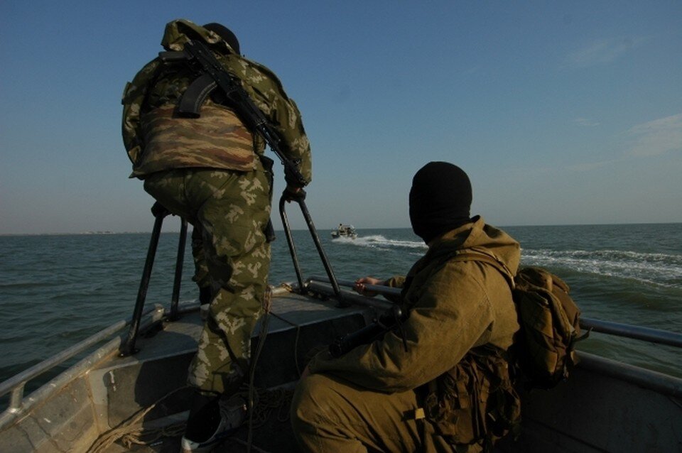     Начальник отдела и инспектор попали в поле зрения правоохранителей из-за рыбалки. Владимир ВЕЛЕНГУРИН