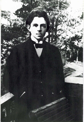 Осип Мандельштам в 1908 году. Wikimedia Commons