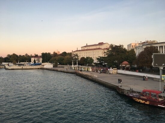     Севастополь, фото: crimea.mk.ru