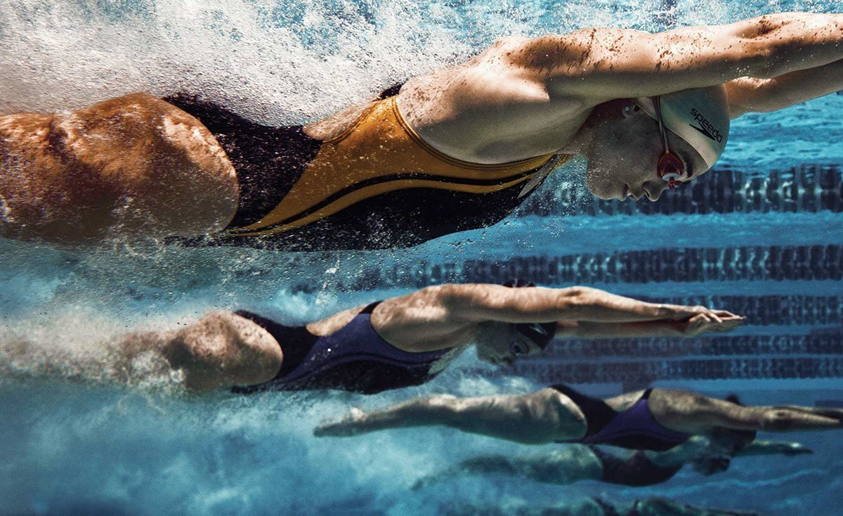 Картинка плавание спорт. Стиль плавания Баттерфляй. Плавание брасс Баттерфляй. Колхидо-иберийский стиль плавания. Спина пловчихи.