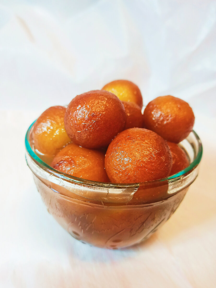 Gulab Jamun в банке