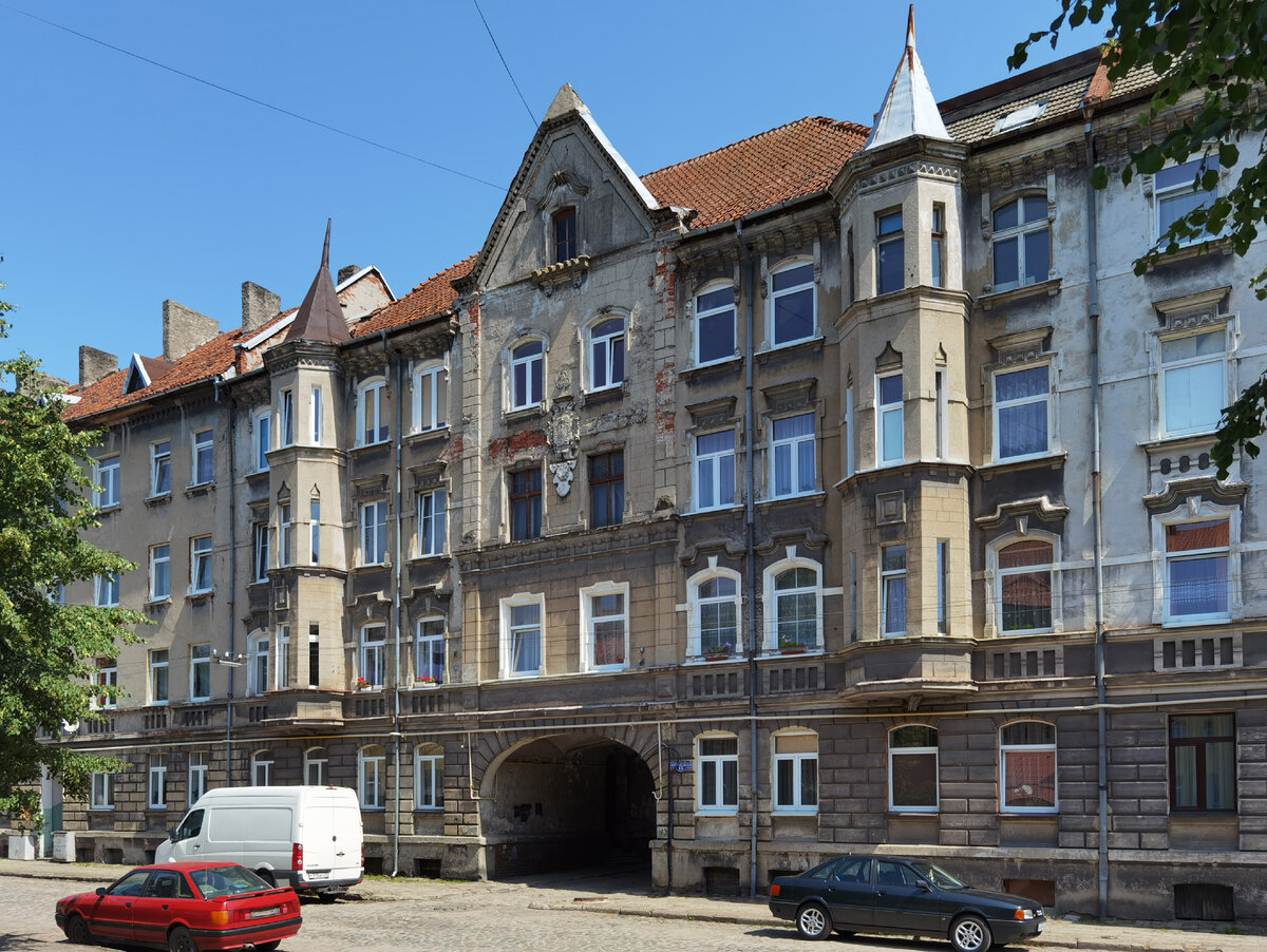 Комсомольская улица, дом 15