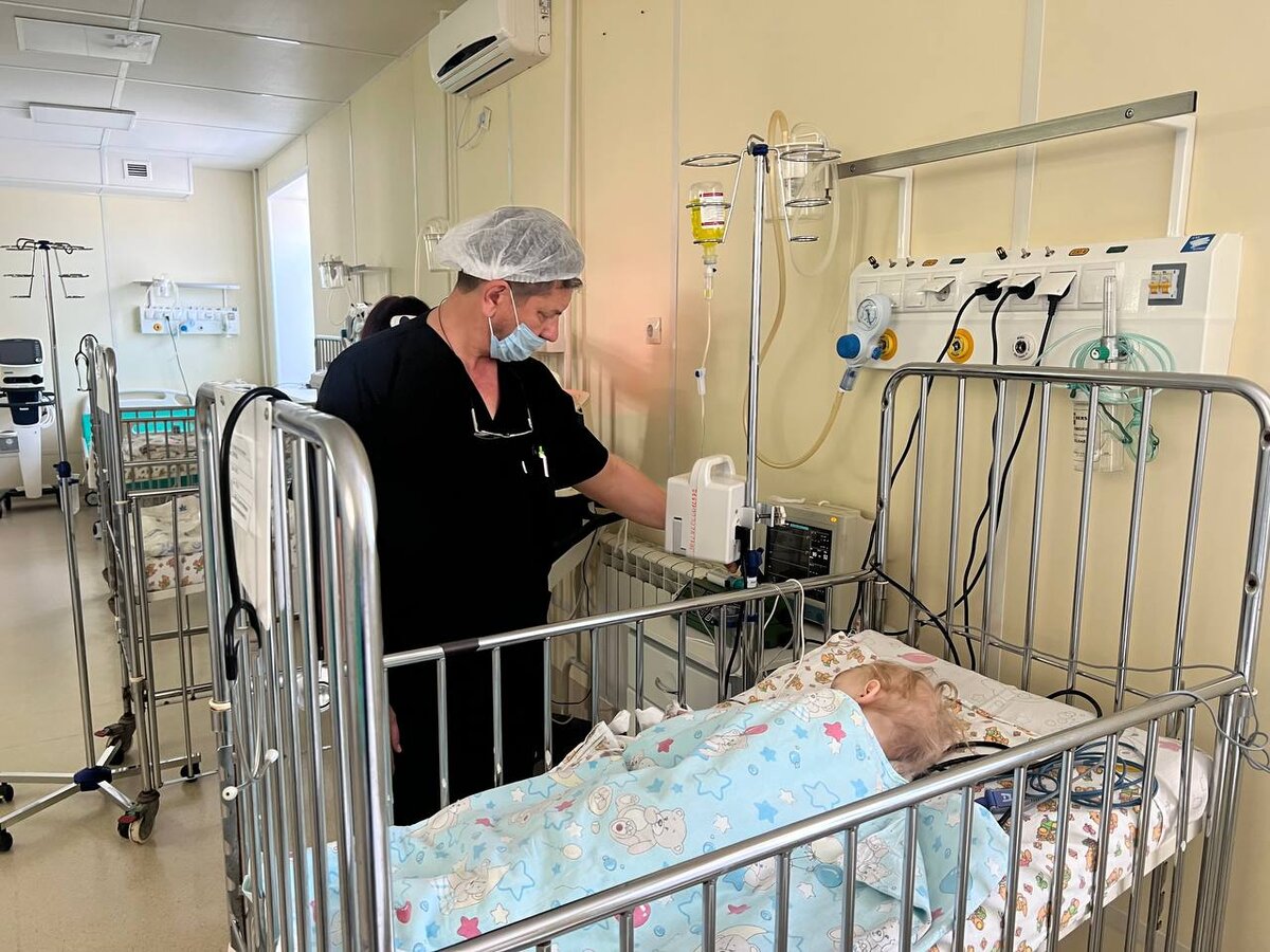    В Оренбурге врачи Центра детской хирургии спасли детей, проглотивших магниты и батарейки