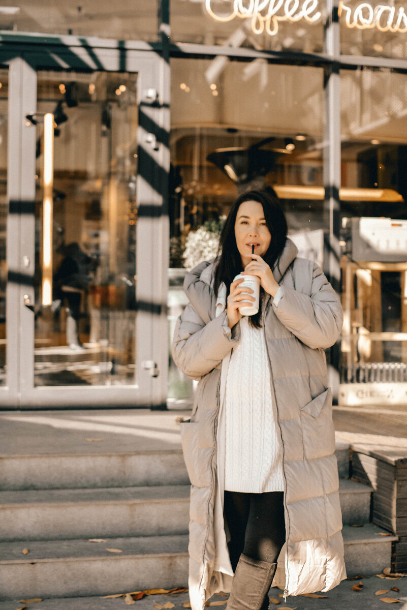 Это был очень теплый осенний день)