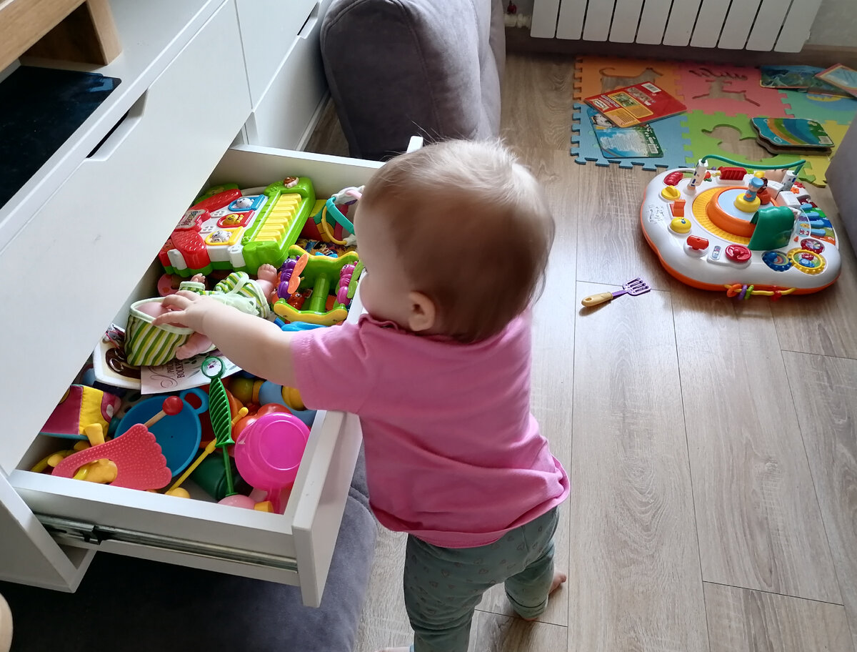 Дочке всего год, а игрушки уже некуда складывать