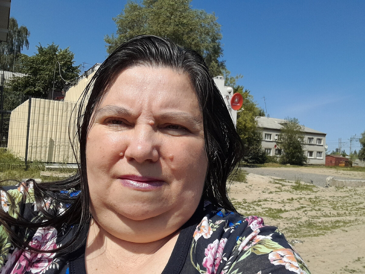 Фото автора канала блогер Ирина Одарчук Какое голубое небо