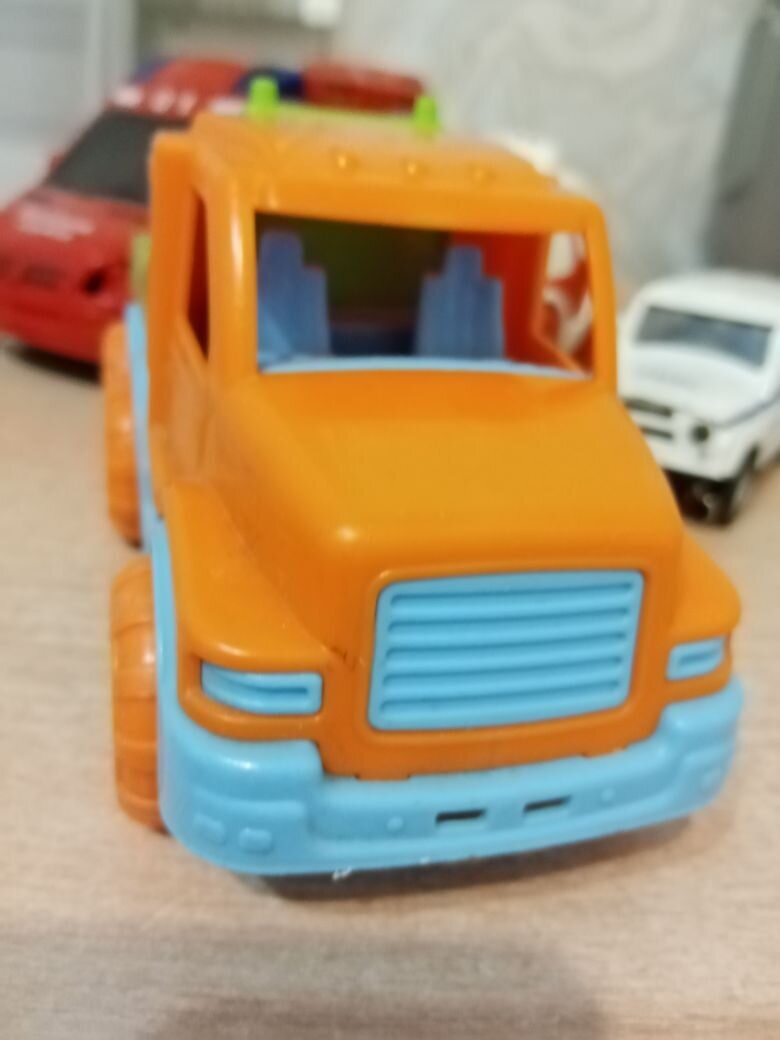 Коллекция игрушек специальных автомашин. Пожарная служба.