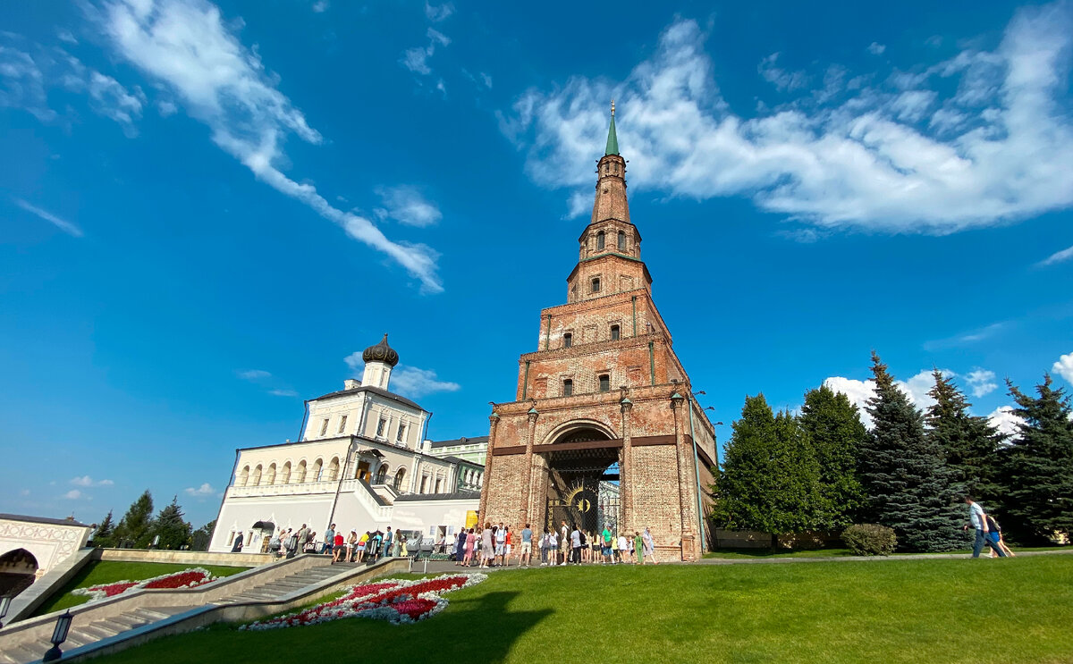 Татарстан 7. Башня Сююмбике. Кремль Казань. Территория Казанского Кремля. Территория Кремля Казань.