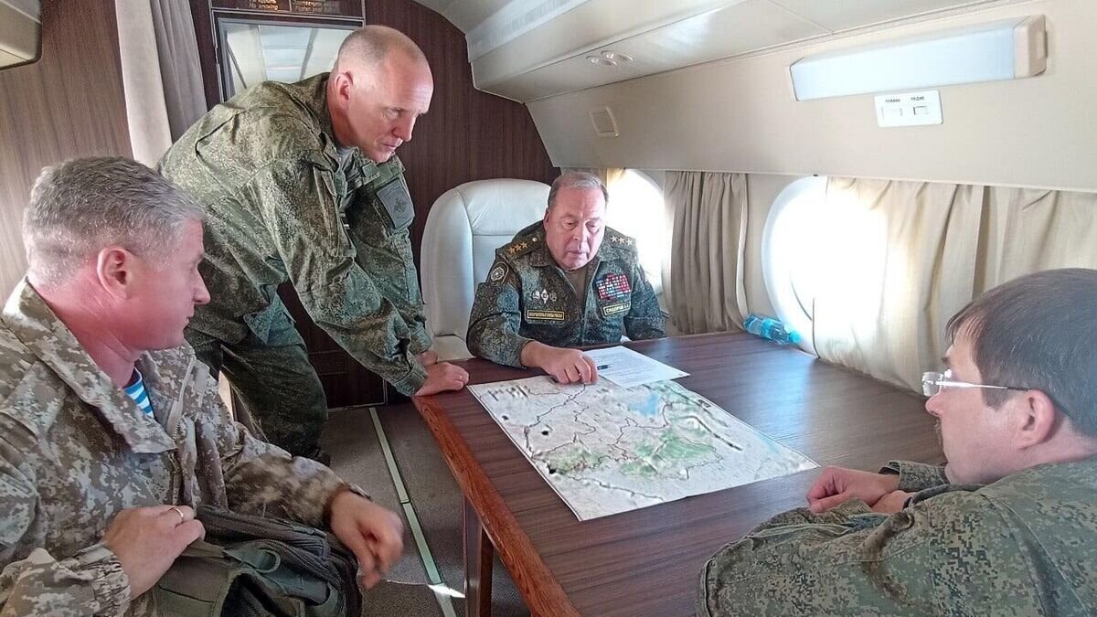    Передовая группа Мониторинговой миссии ОДКБ направляется в Армению© Фото : Минобороны России