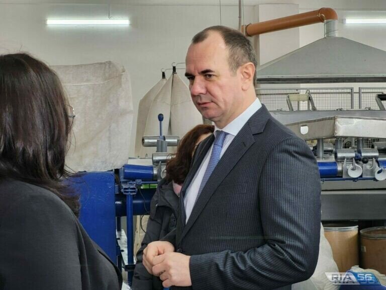    Замминистра сельского хозяйства России Иван Лебедев ознакомился с оренбургской эко-фермой Марина Шарт